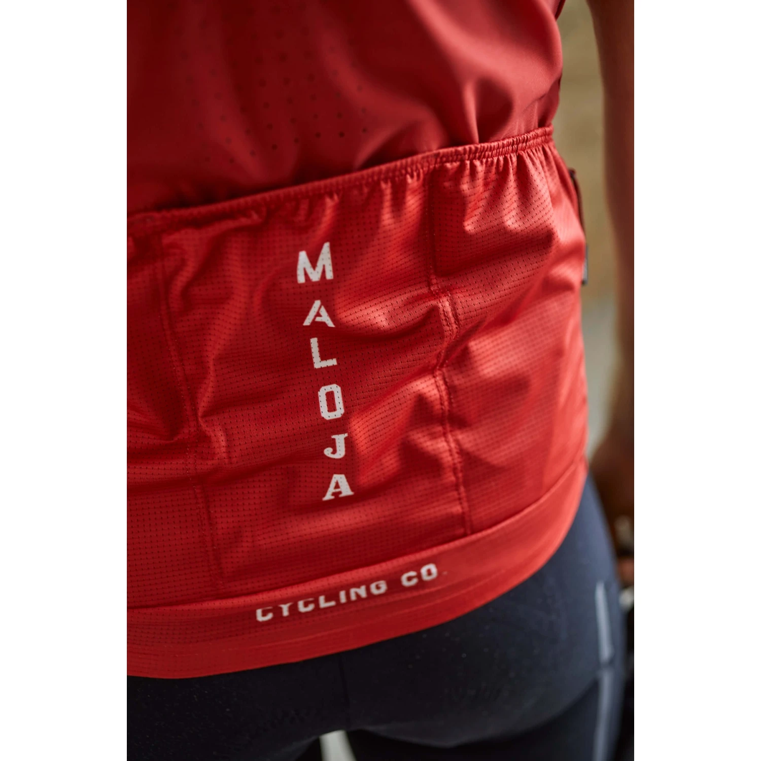 Maloja CampoM. Roadbike Jersey - Midnight 8581 6 Maloja CampoM. Roadbike Jersey - Midnight 8581 - Image 4