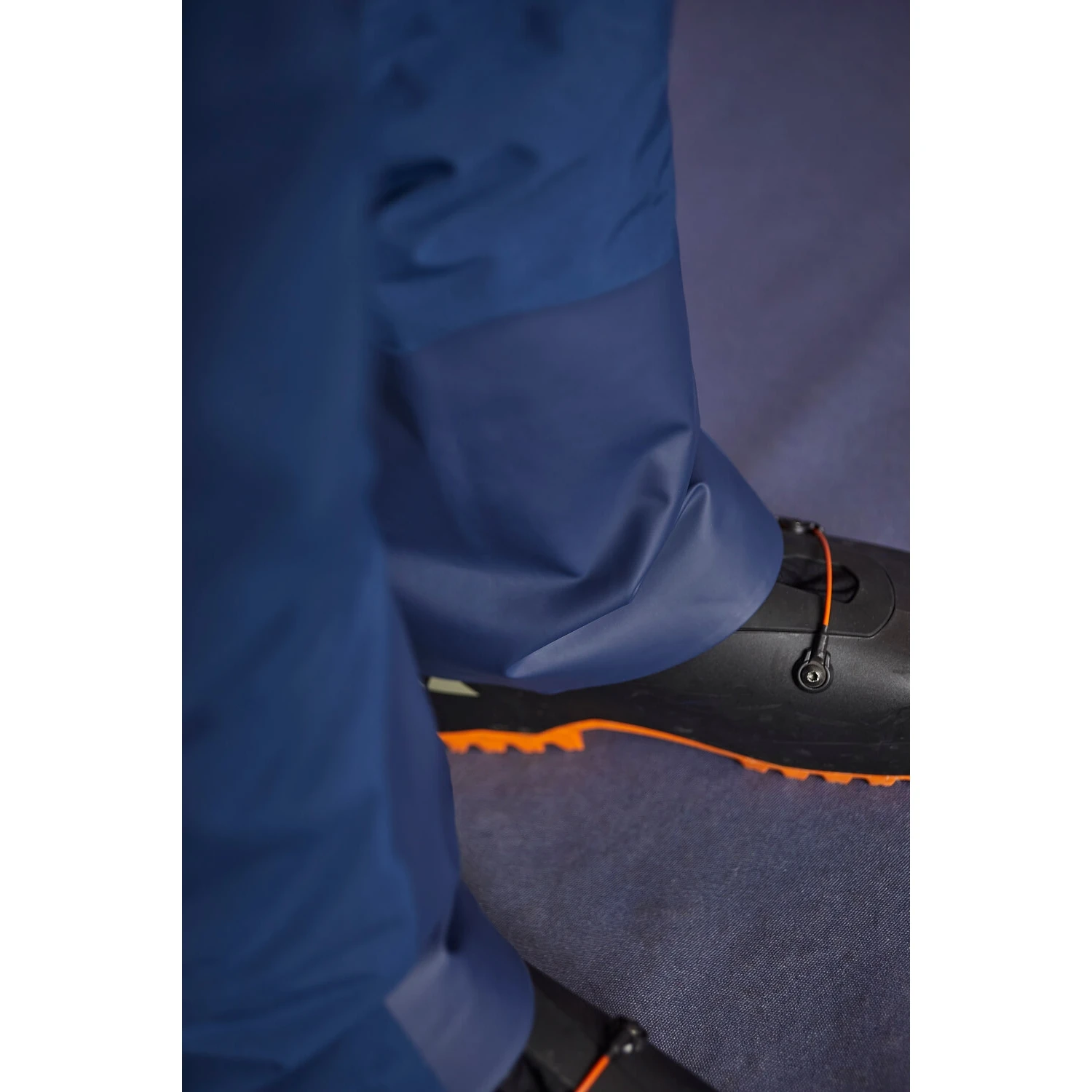 Maloja WaldbieneM. Women's Alpine Insulated Pants - Moonless 0817 7 Maloja WaldbieneM. Women's Alpine Insulated Pants - Moonless 0817 - Image 5