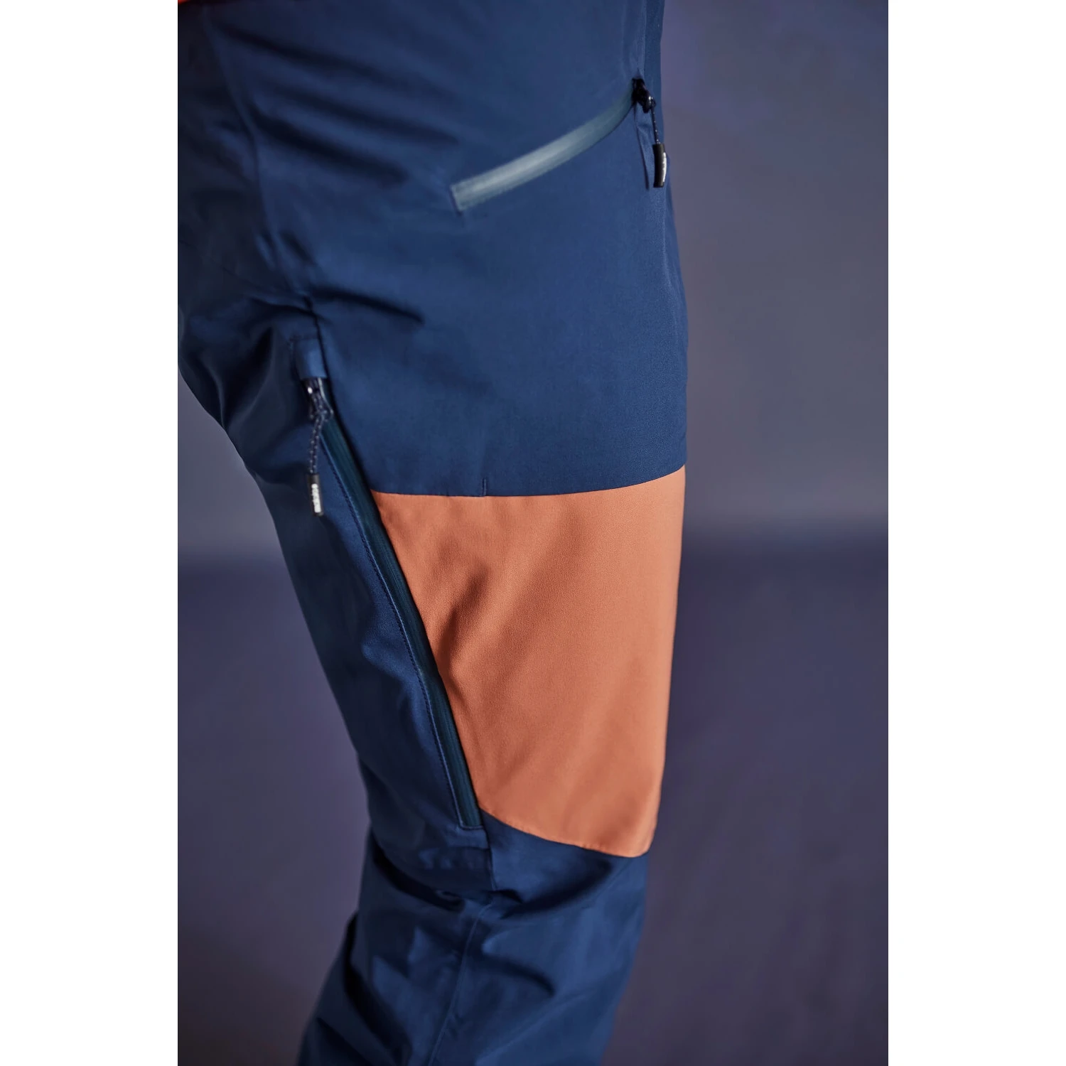 Maloja WaldbieneM. Women's Alpine Insulated Pants - Moonless 0817 6 Maloja WaldbieneM. Women's Alpine Insulated Pants - Moonless 0817 - Image 4