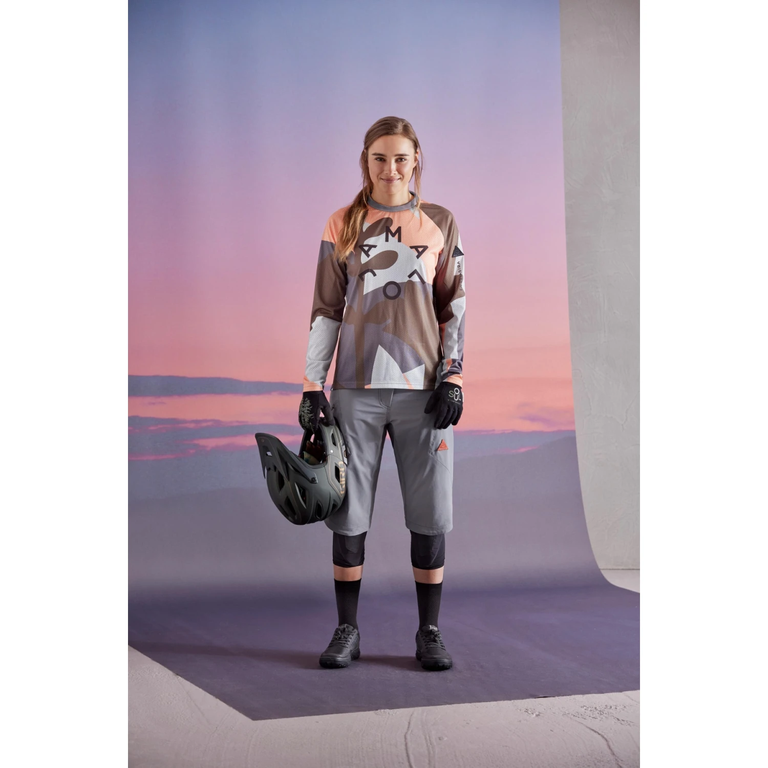 Maloja WaldkieferM. Women's Enduro Shorts - Moss 0560 5 Maloja WaldkieferM. Women's Enduro Shorts - Moss 0560 - Image 3